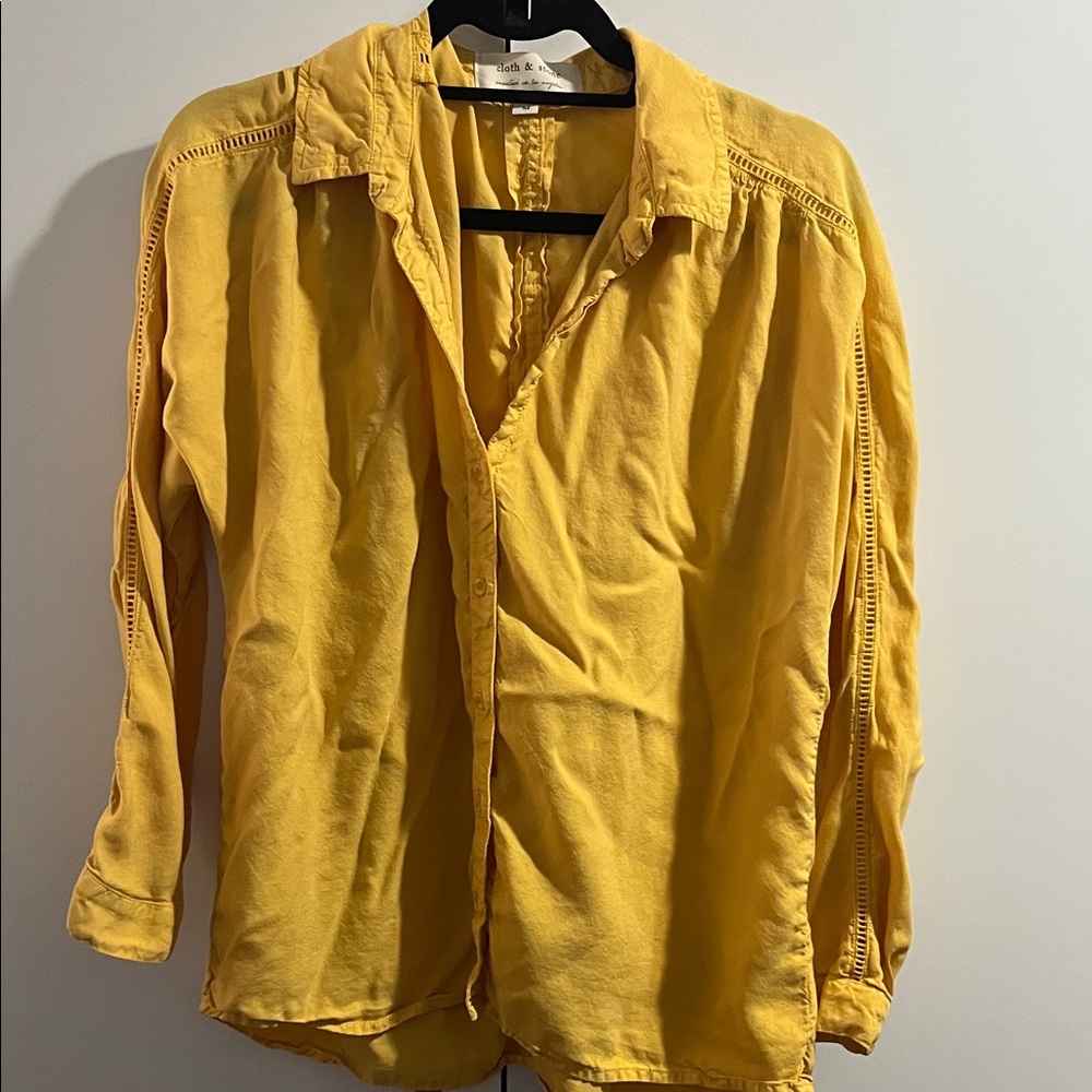 Cloth & Stone Yellow Button Down Shirt